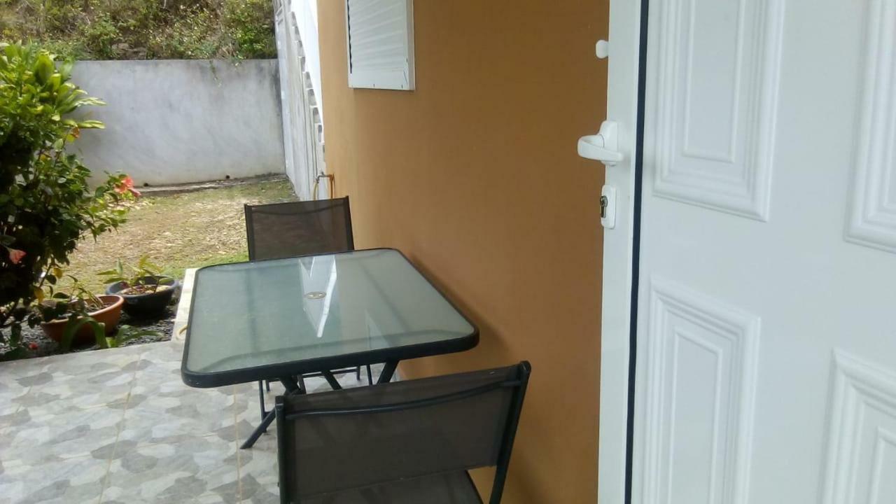 Charmant Petit T2 Dans Maison Vieux-Bourg Εξωτερικό φωτογραφία